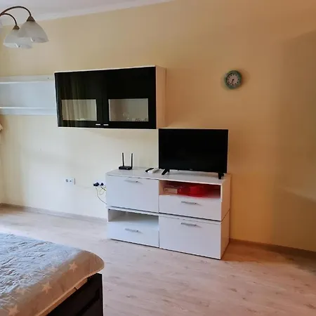 Villa Rome نيسيبار
